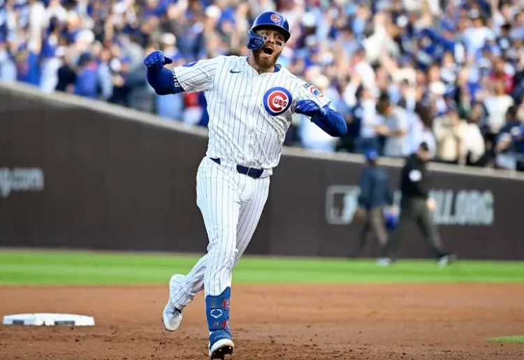 Cachorros de Chicago evitan barrida y triunfan sobre Cerveceros de Milwaukee