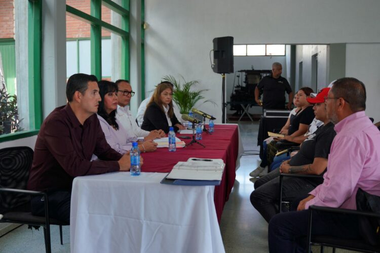 Gobierno de Tamaulipas acuerda reparar daños y plan de apoyo a familiares de víctimas de la masacre de Nuevo Laredo