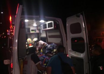 Delicado adulto mayor tras ser atropellado