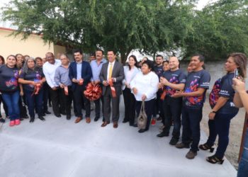 Atiende Mario López rezago en infraestructura escolar en Matamoros