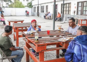 Dignifica el Gobierno Municipal a indigentes neolaredenses