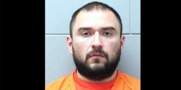 ‘Desaparece’ familia de niño que disparó en Colegio de Torreón