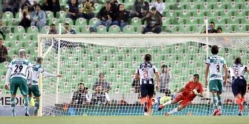 Saca Rayados empate de Torreón, en cuartos de Copa MX
