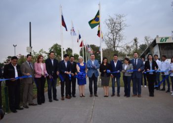 Inauguran Corredor Internacional en Universidad Tecnológica de N. Laredo