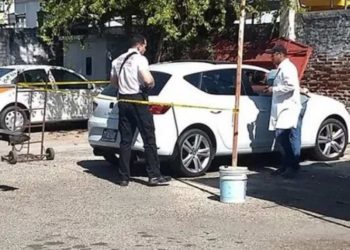 Papá olvida a su bebé dentro de vehículo y muere asfixiado