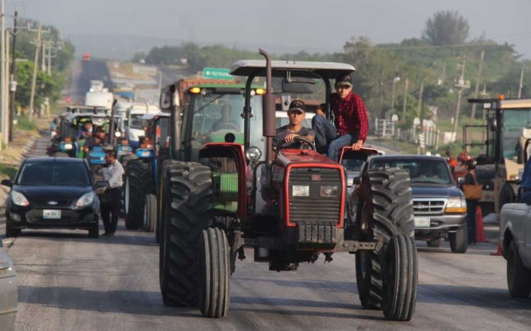 Demandan al gobierno de AMLO cumplir a los campesinos de Tamaulipas