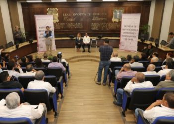 Cuenta Matamoros con profesionistas para fiscalizar obra pública: Mario López