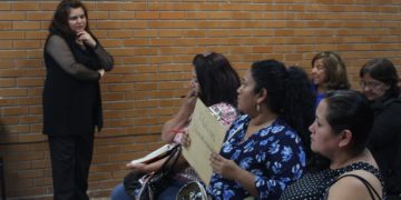 Refrenda NLD apoyo a mujeres