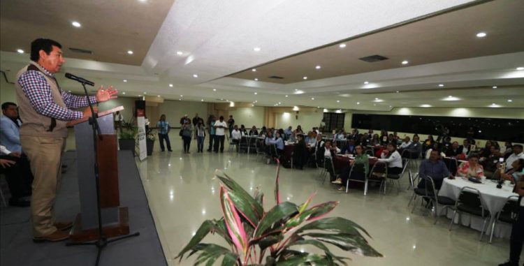 Convoca Alcalde Mario López a reducir deserción escolar en Matamoros