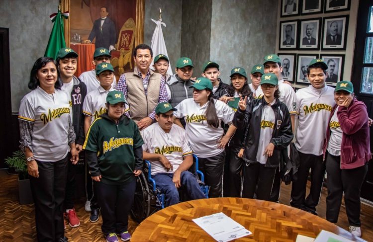 Ayuntamiento apoya a jóvenes que integran equipo “Challenger”