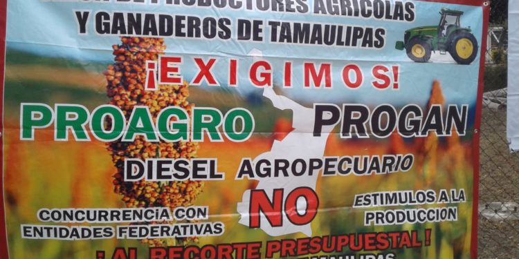 Amenazan campesinos bloquear puentes y puertos en Tamaulipas