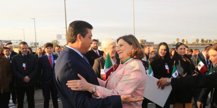 Refrendan Gobernador de Tamaulipas y Presidenta del Congreso de EU fraternidad entre países