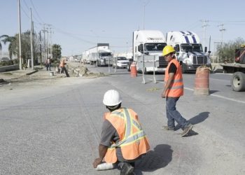 Avisan de cierre de carriles en Carretera Nacional de sur a norte en N Laredo