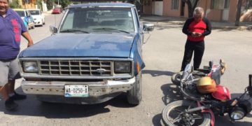 Padre e hijo se lesionan en choque