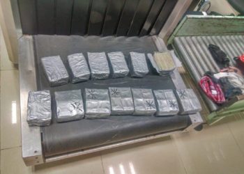 Asegura Ejército 259 mil dólares en autobús de pasajeros