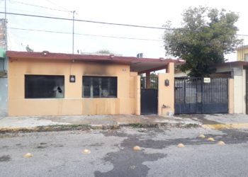 Maestros salvan de morir calcinada a abuelita