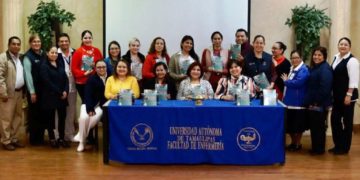 Presenta UAT libro de docentes de Enfermería-Nuevo Laredo