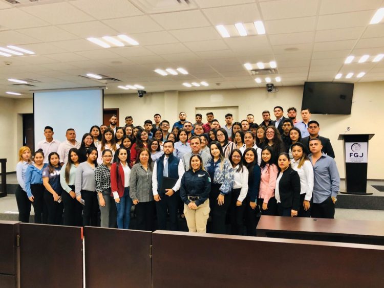 Visitan alumnos de Facultad de Derecho de Matamoros, la Fiscalía de Tamaulipas