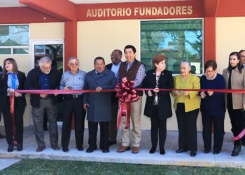 Inaugura Alcalde Mario López auditorio Fundadores en el TecNM