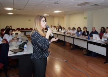 Certificarán calidad de centros de idiomas de la UAT