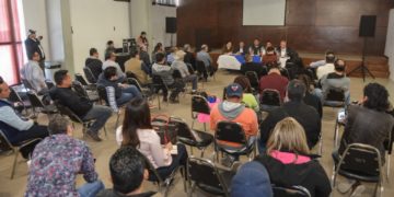 Orientan a restauranteros en cumplimiento de la ley en N. Laredo