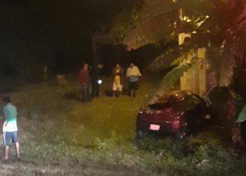 Vuelcan matrimonio victorense  en el Mante