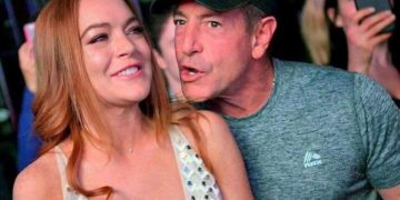 Arrestan a padre de Lindsay Lohan