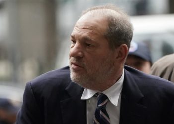 Piden imparcialidad para Weinstein