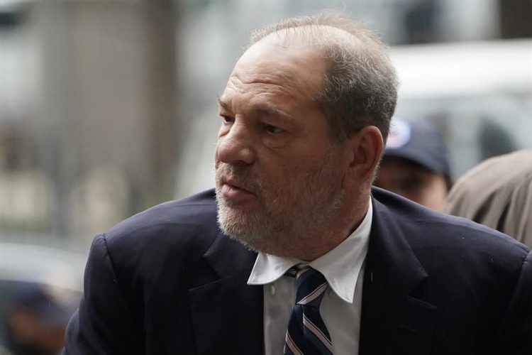 Piden imparcialidad para Weinstein