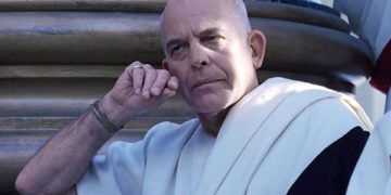 Falleció el actor John Shrapnel