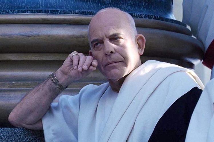 Falleció el actor John Shrapnel