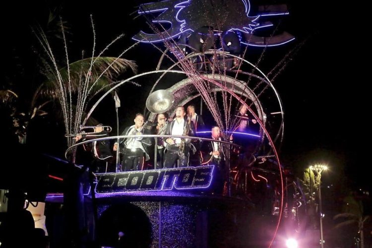 Cumplen Recoditos festejo de carnaval