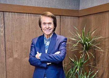 Raphael sólo piensa en el futuro