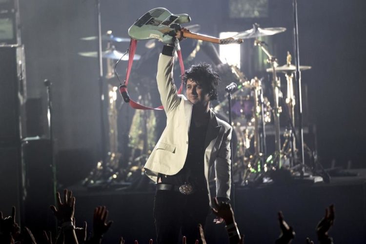 Cancela Green Day gira por covid-19