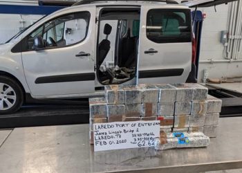 Caen neolaredense y regia con cargas de heroína y metanfetamina