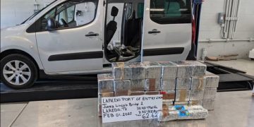 Caen neolaredense y regia con cargas de heroína y metanfetamina