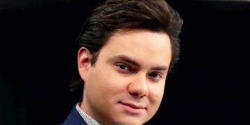 Manuel José rechaza prueba de ADN, pero insiste ser hijo de José José