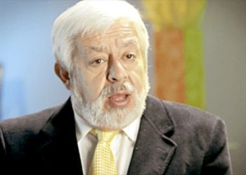 Jaime Maussan llama “loca” a Paty Navidad