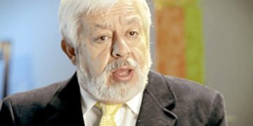 Jaime Maussan llama “loca” a Paty Navidad