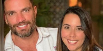Julian Gil presume a su bella hija y le lleva serenata