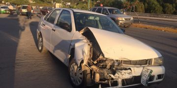 Lo encandila el sol y provoca choque en el 8 y Bulevar L. Portillo