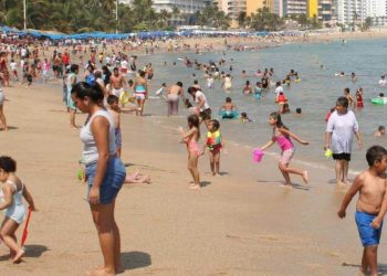 Rechaza COPARMEX  cancelar “fines de semana largos”