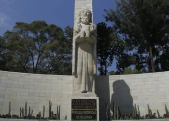 Monumento a la Madre