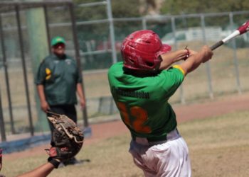 En juego título de beisbol UAT