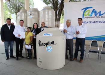 Gobierno de Tamaulipas y SEBIEN entrega insumos en Palmillas