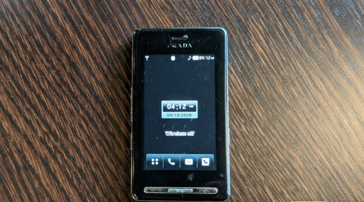 Este fue el primer celular touch de la historia