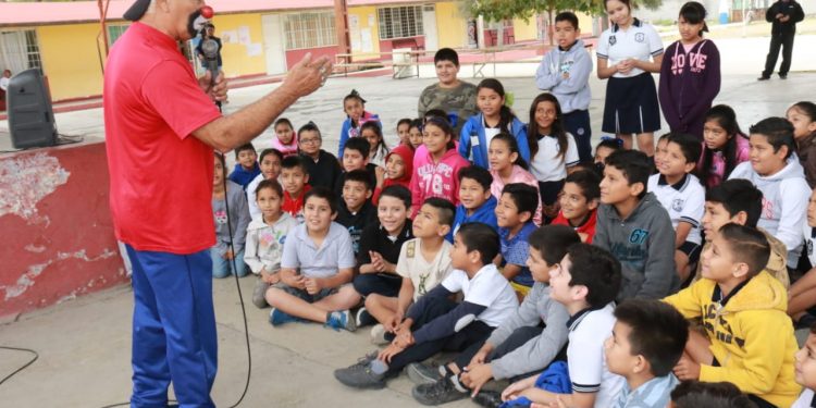 Llevan programa “Estás a Tiempo”, a Primaria “Alberto Carrera Torres”