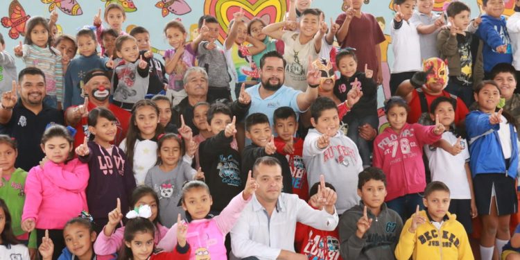 Llevan programa “Estás a Tiempo”, a Primaria “Alberto Carrera Torres”