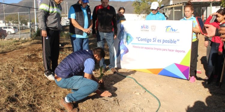 Intensifica Municipio rehabilitación de Unidades Deportivas