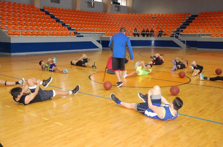 Sigue preparación para las selecciones estatales de basquetbol y voleibol